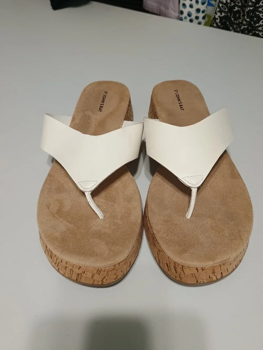 St. John’s Bay White Cork Platform Thong Sandals Women’s Size 11M